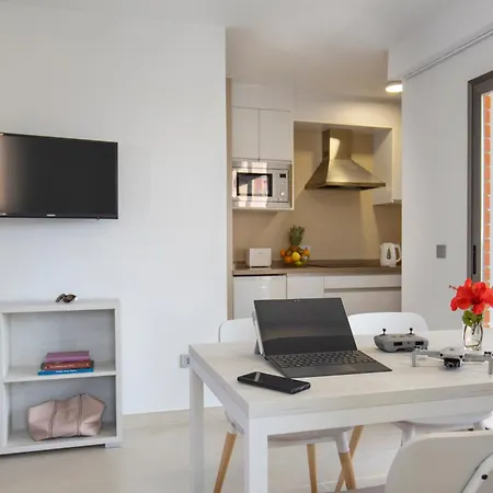 Bcl Levante Lux 아파트호텔