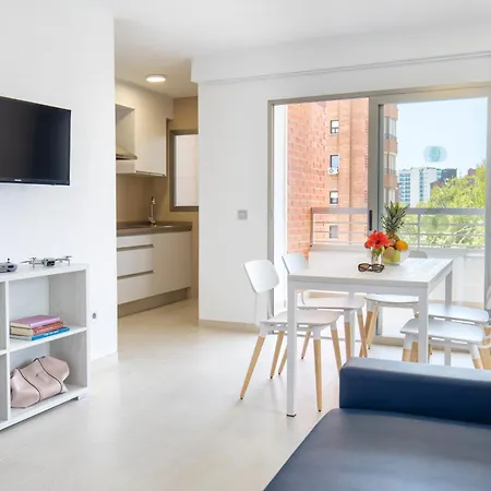 Bcl Levante Lux 아파트호텔